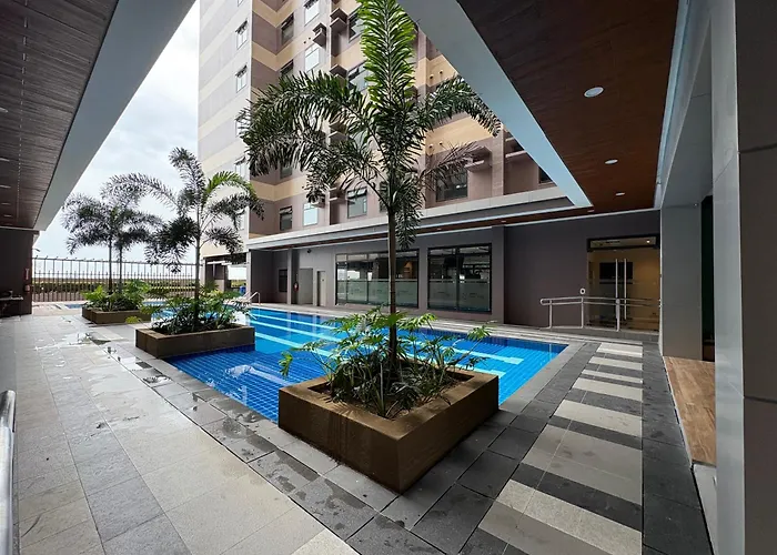 Aurora Escalades Cubao Quezon Manila